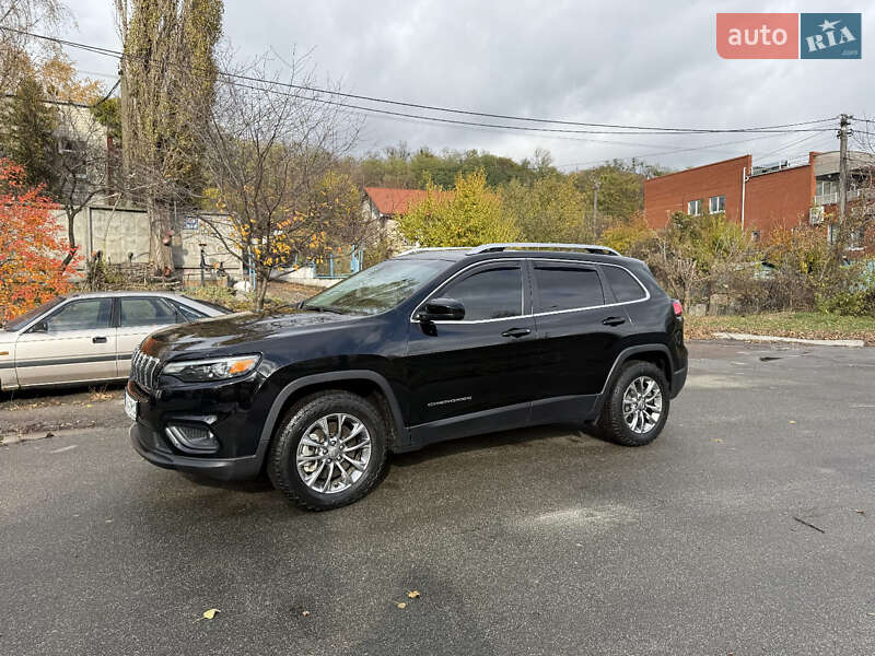 Внедорожник / Кроссовер Jeep Cherokee 2020 в Киеве