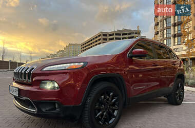 Внедорожник / Кроссовер Jeep Cherokee 2016 в Киеве
