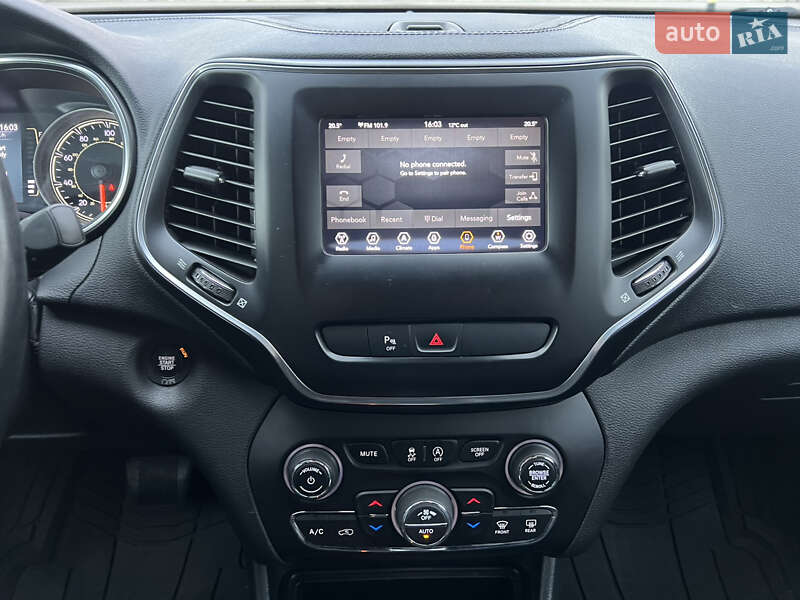 Внедорожник / Кроссовер Jeep Cherokee 2018 в Киеве фото 31 Внедорожник / Кроссовер Jeep Cherokee 2018 в Киеве