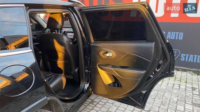 Внедорожник / Кроссовер Jeep Cherokee 2019 в Виннице фото 32 Внедорожник / Кроссовер Jeep Cherokee 2019 в Виннице