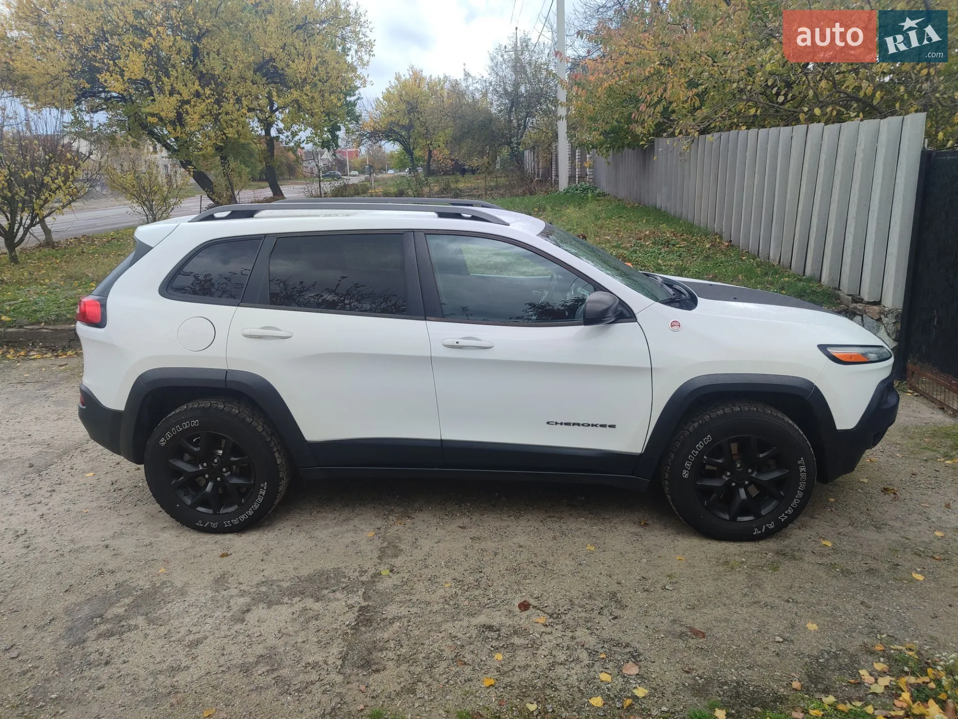 2017 Jeep Cherokee - мініатюра 11