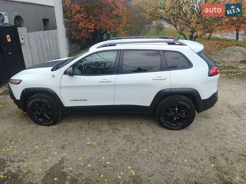 Внедорожник / Кроссовер Jeep Cherokee 2017 в Кропивницком фото 13 Внедорожник / Кроссовер Jeep Cherokee 2017 в Кропивницком