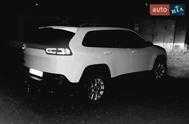 Внедорожник / Кроссовер Jeep Cherokee 2015 в Хмельницком