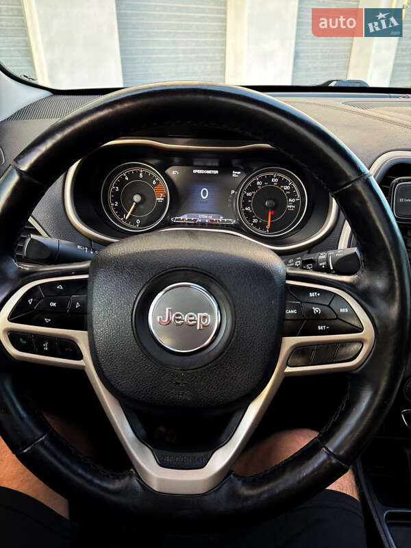 Позашляховик / Кросовер Jeep Cherokee 2017 в Вінниці