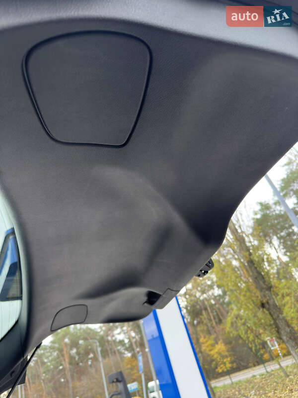 Позашляховик / Кросовер Jeep Cherokee 2021 в Києві