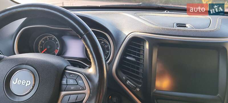 Внедорожник / Кроссовер Jeep Cherokee 2014 в Прилуках