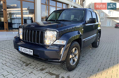 Внедорожник / Кроссовер Jeep Cherokee 2008 в Черновцах