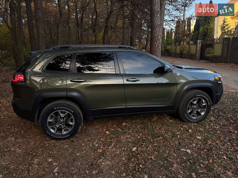 Позашляховик / Кросовер Jeep Cherokee 2018 в Львові