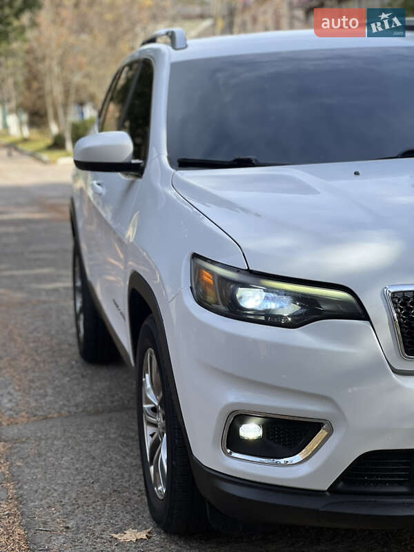 Внедорожник / Кроссовер Jeep Cherokee 2018 в Надворной фото 14 Внедорожник / Кроссовер Jeep Cherokee 2018 в Надворной
