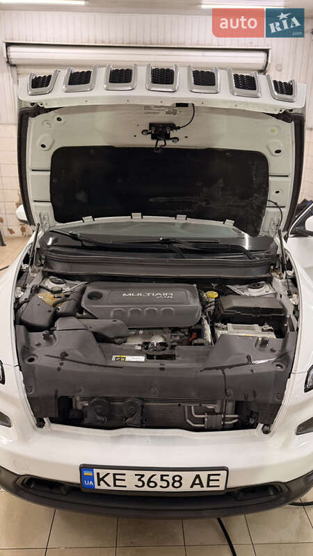 Позашляховик / Кросовер Jeep Cherokee 2017 в Дніпрі