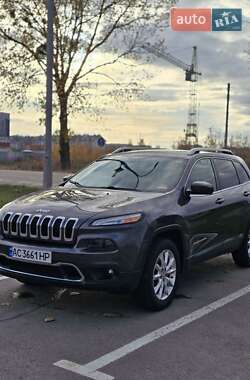 Внедорожник / Кроссовер Jeep Cherokee 2015 в Луцке