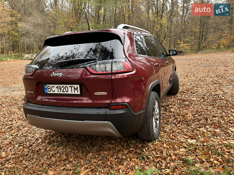 Позашляховик / Кросовер Jeep Cherokee 2018 в Львові