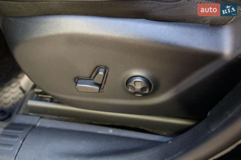 Внедорожник / Кроссовер Jeep Cherokee 2019 в Луцке