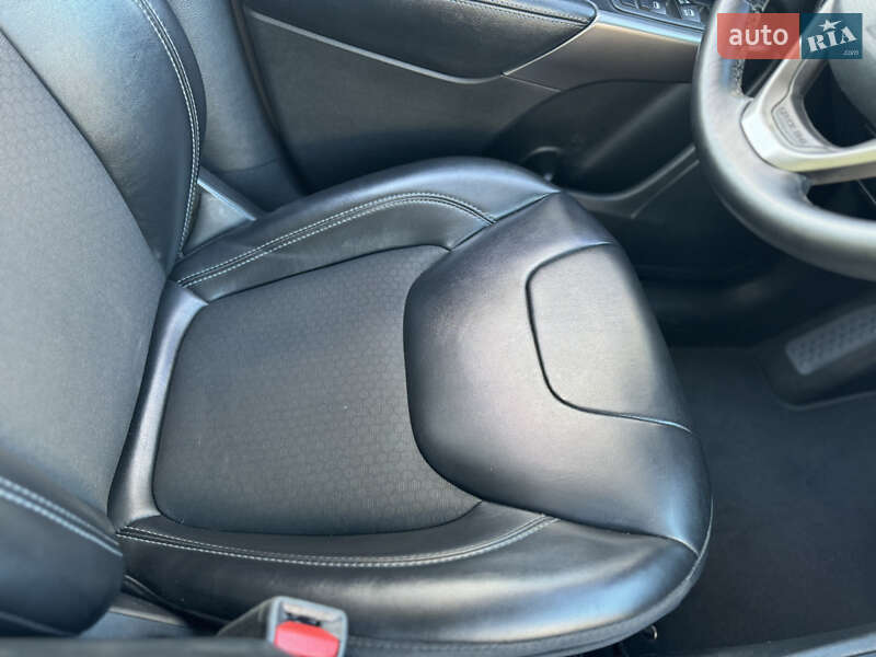 Внедорожник / Кроссовер Jeep Cherokee 2019 в Киеве фото 49 Внедорожник / Кроссовер Jeep Cherokee 2019 в Киеве