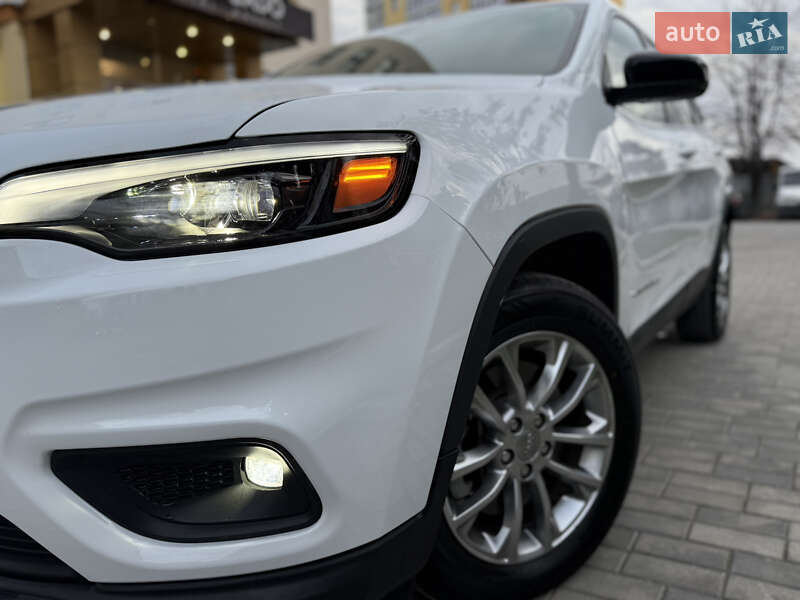 Внедорожник / Кроссовер Jeep Cherokee 2023 в Каменец-Подольском