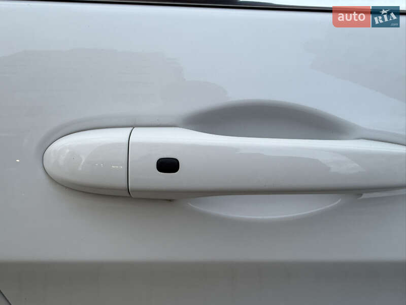 Внедорожник / Кроссовер Jeep Cherokee 2023 в Каменец-Подольском