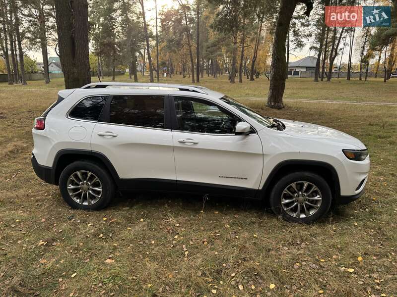 Внедорожник / Кроссовер Jeep Cherokee 2019 в Чернигове