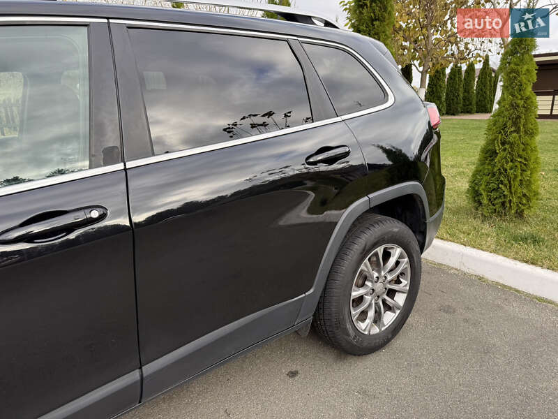 Внедорожник / Кроссовер Jeep Cherokee 2018 в Киеве