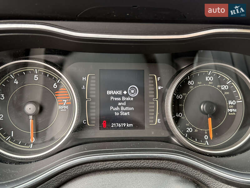 Внедорожник / Кроссовер Jeep Cherokee 2018 в Киеве