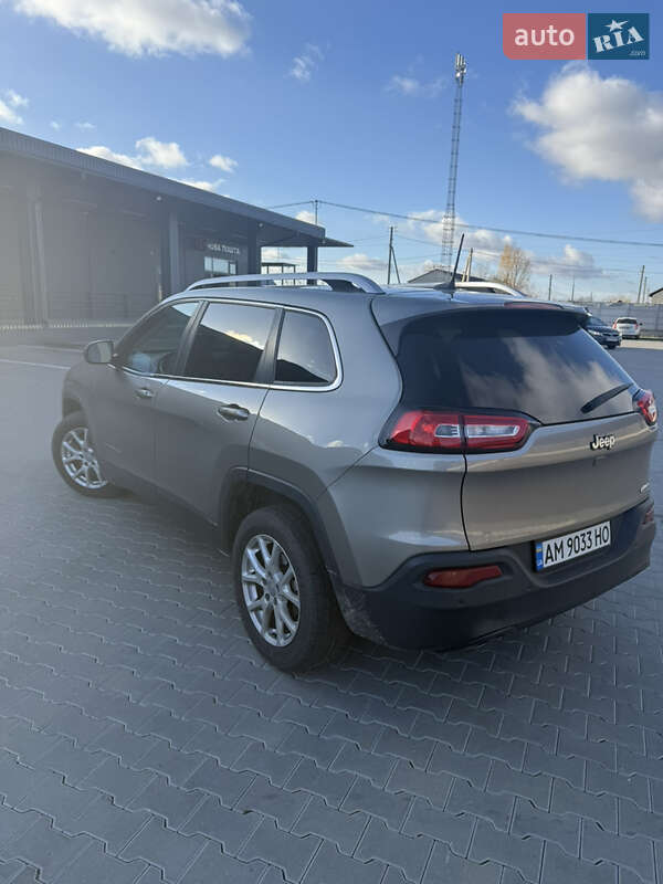 Позашляховик / Кросовер Jeep Cherokee 2017 в Житомирі