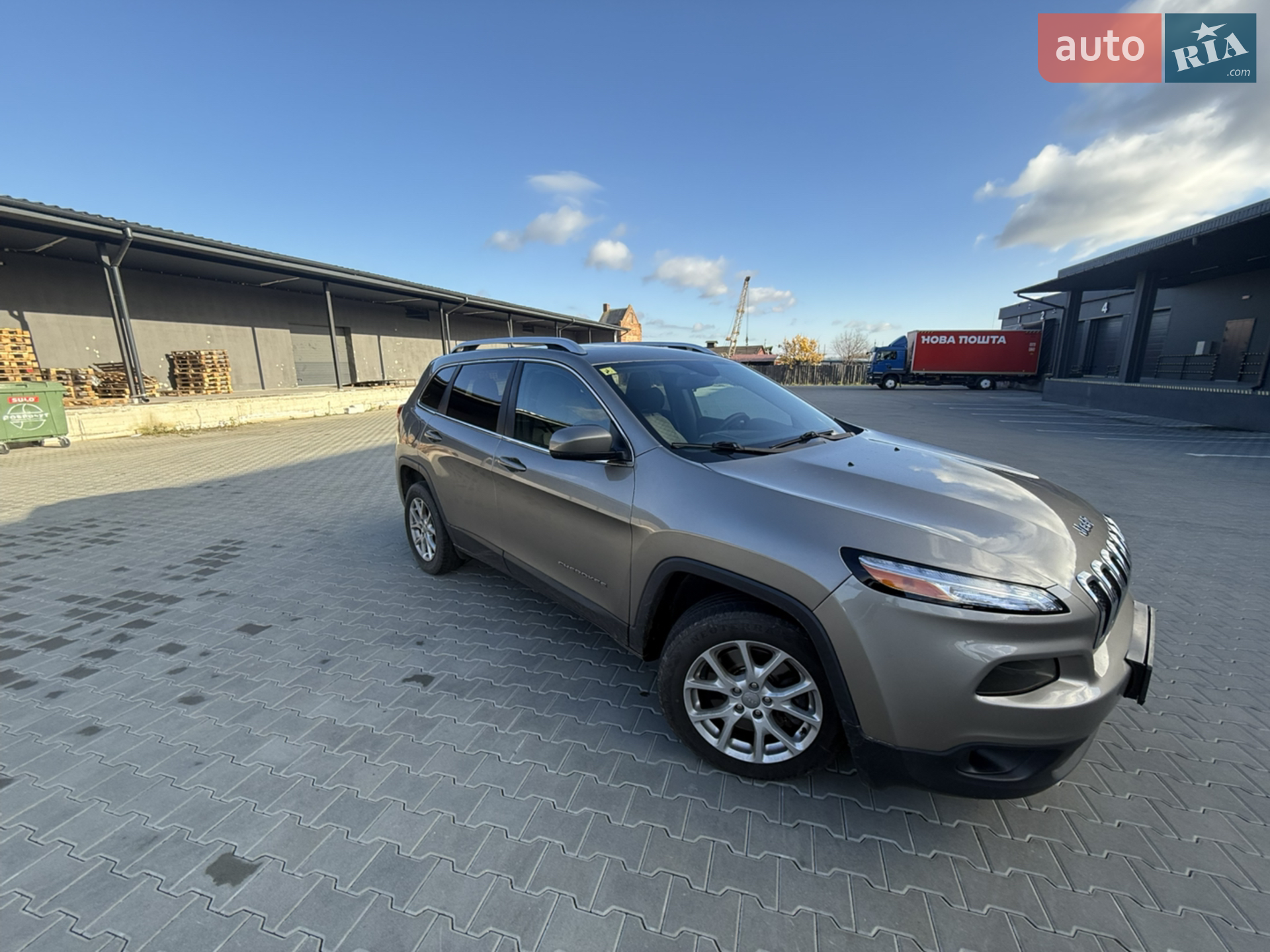 2017 Jeep Cherokee - мініатюра 5