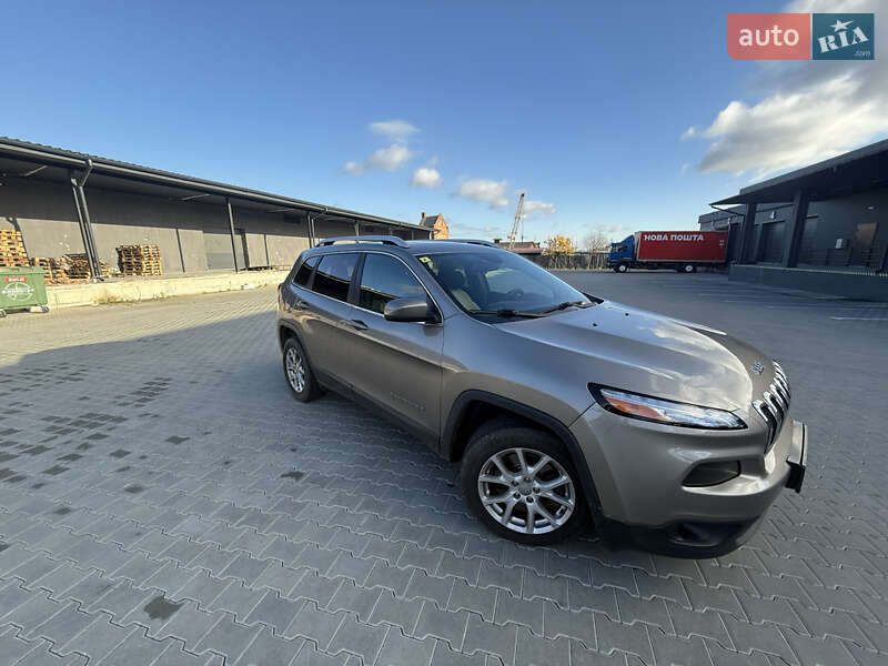 Позашляховик / Кросовер Jeep Cherokee 2017 в Житомирі