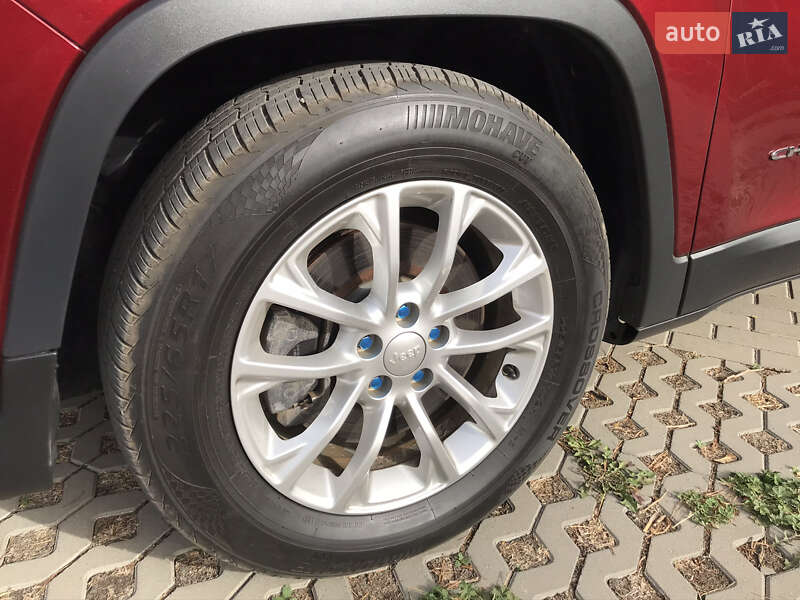 Внедорожник / Кроссовер Jeep Cherokee 2018 в Харькове