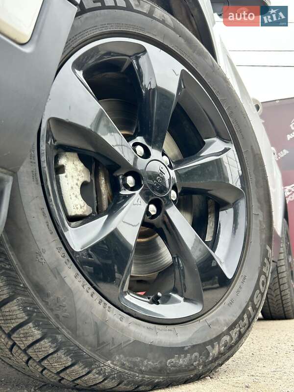 Позашляховик / Кросовер Jeep Cherokee 2021 в Сумах