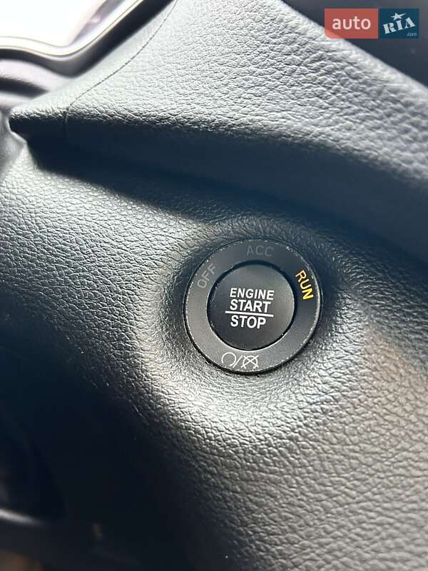 Позашляховик / Кросовер Jeep Cherokee 2021 в Сумах