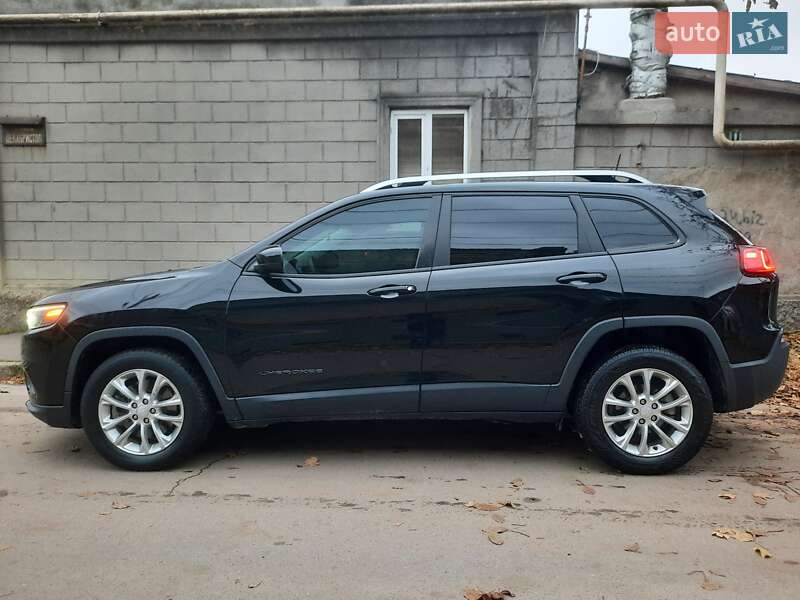 Внедорожник / Кроссовер Jeep Cherokee 2018 в Одессе фото 4 Внедорожник / Кроссовер Jeep Cherokee 2018 в Одессе