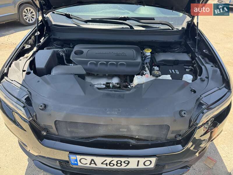 Внедорожник / Кроссовер Jeep Cherokee 2018 в Одессе фото 21 Внедорожник / Кроссовер Jeep Cherokee 2018 в Одессе