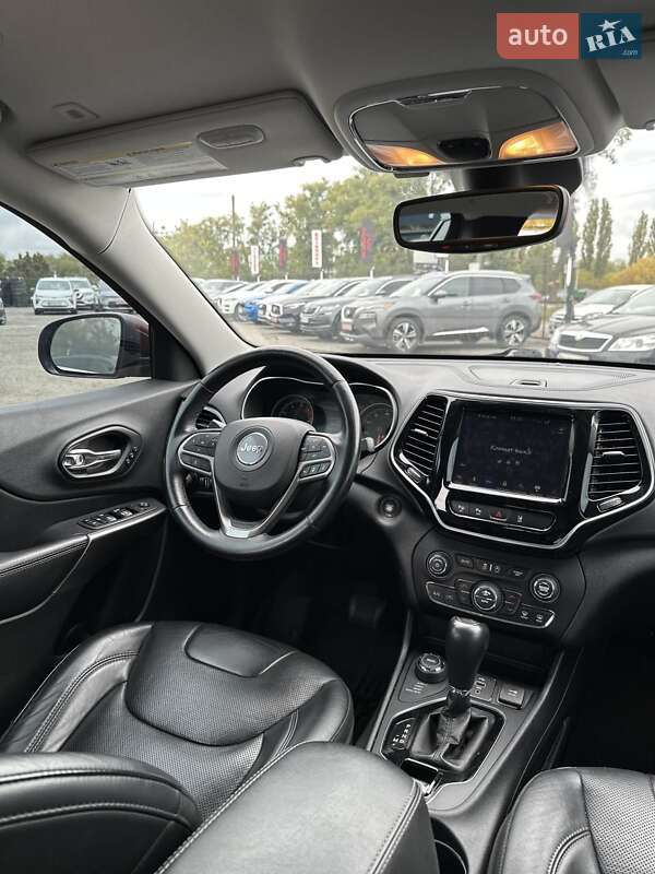 Внедорожник / Кроссовер Jeep Cherokee 2018 в Белогородке