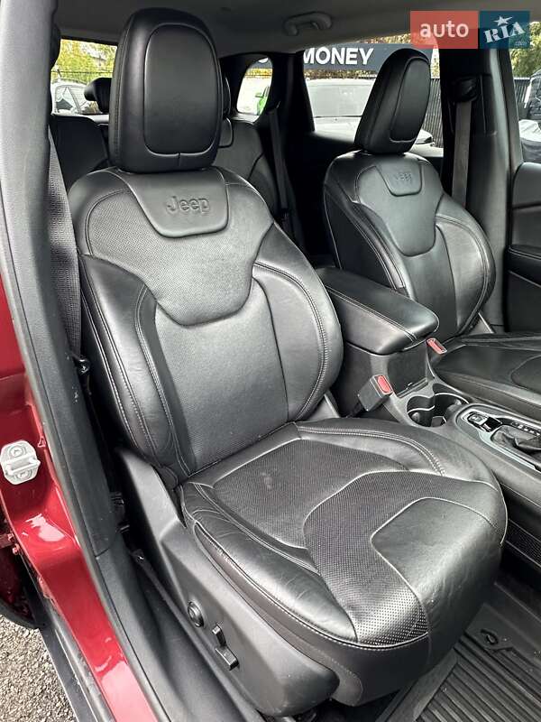 Внедорожник / Кроссовер Jeep Cherokee 2018 в Белогородке