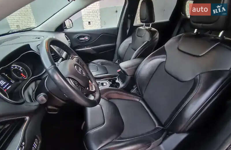 Позашляховик / Кросовер Jeep Cherokee 2019 в Хмельницькому