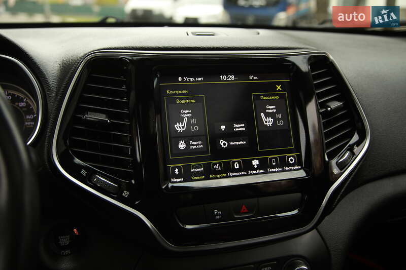 Внедорожник / Кроссовер Jeep Cherokee 2018 в Харькове фото 17 Внедорожник / Кроссовер Jeep Cherokee 2018 в Харькове