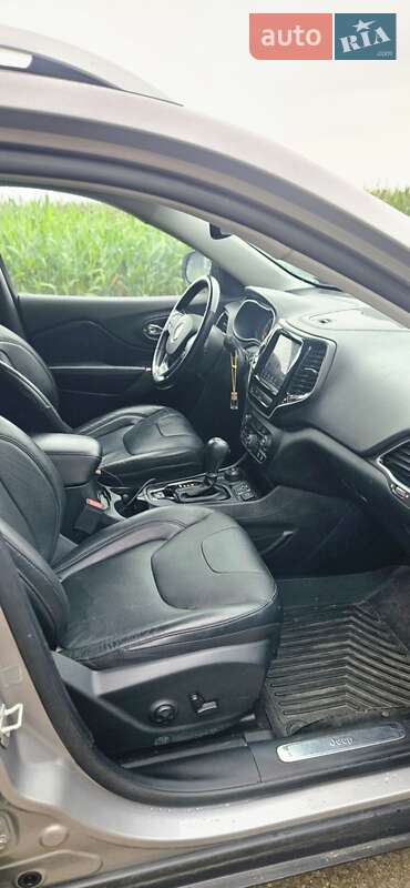 Внедорожник / Кроссовер Jeep Cherokee 2020 в Сумах фото 3 Внедорожник / Кроссовер Jeep Cherokee 2020 в Сумах