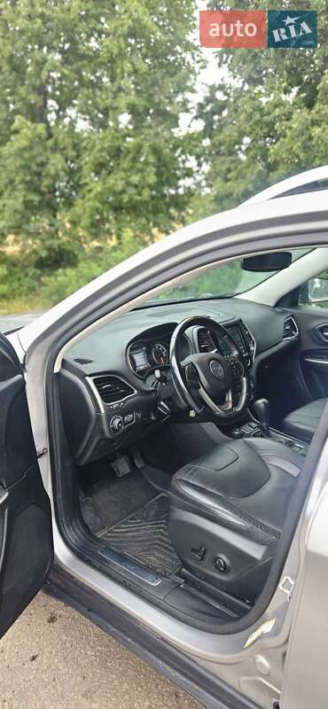 Внедорожник / Кроссовер Jeep Cherokee 2020 в Сумах фото 10 Внедорожник / Кроссовер Jeep Cherokee 2020 в Сумах