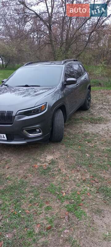 Внедорожник / Кроссовер Jeep Cherokee 2019 в Днепре фото 13 Внедорожник / Кроссовер Jeep Cherokee 2019 в Днепре