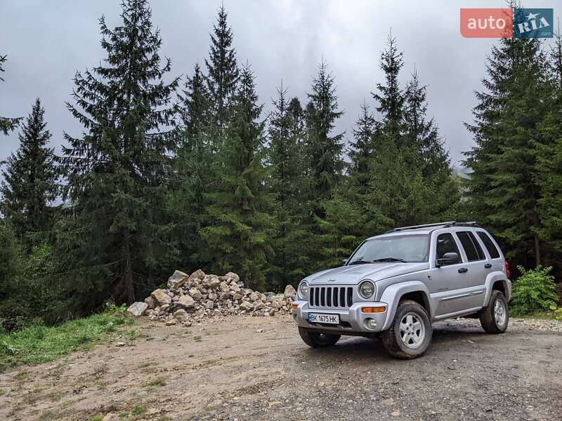 Jeep Cherokee 2004
