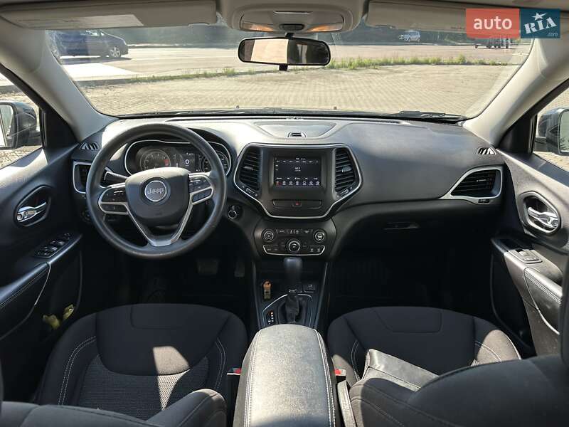 Внедорожник / Кроссовер Jeep Cherokee 2018 в Житомире фото 15 Внедорожник / Кроссовер Jeep Cherokee 2018 в Житомире