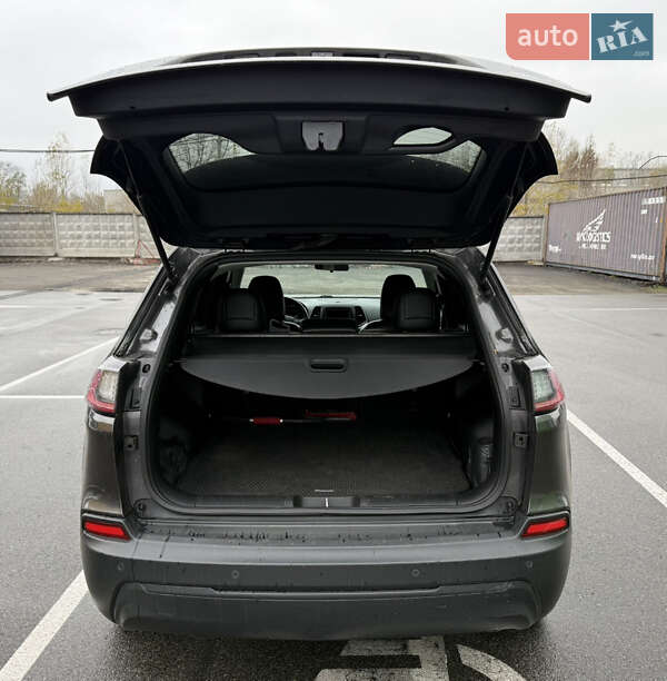 Позашляховик / Кросовер Jeep Cherokee 2019 в Києві фото 7 Позашляховик / Кросовер Jeep Cherokee 2019 в Києві