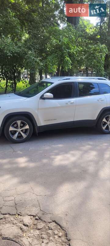 Внедорожник / Кроссовер Jeep Cherokee 2020 в Житомире