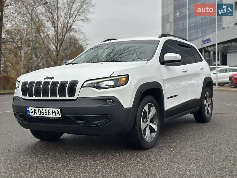 Позашляховик / Кросовер Jeep Cherokee 2020 в Києві