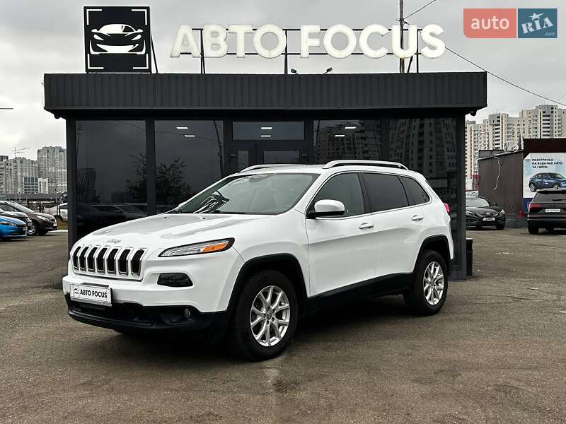 Позашляховик / Кросовер Jeep Cherokee 2015 в Києві