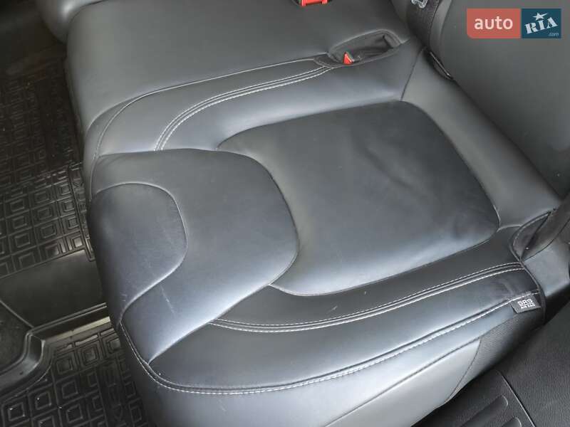 Позашляховик / Кросовер Jeep Cherokee 2015 в Рівному фото 49 Позашляховик / Кросовер Jeep Cherokee 2015 в Рівному