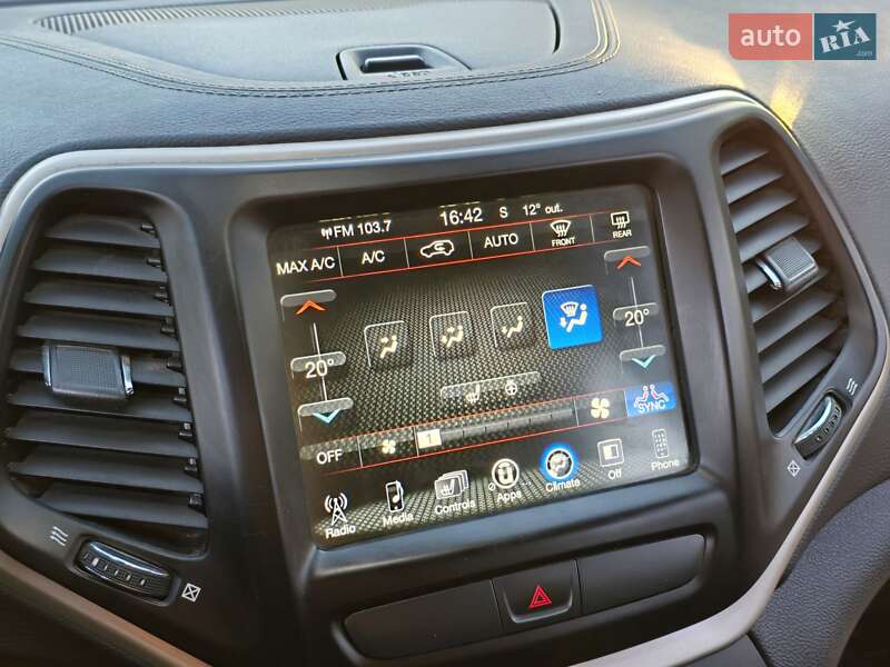 Позашляховик / Кросовер Jeep Cherokee 2015 в Рівному фото 73 Позашляховик / Кросовер Jeep Cherokee 2015 в Рівному