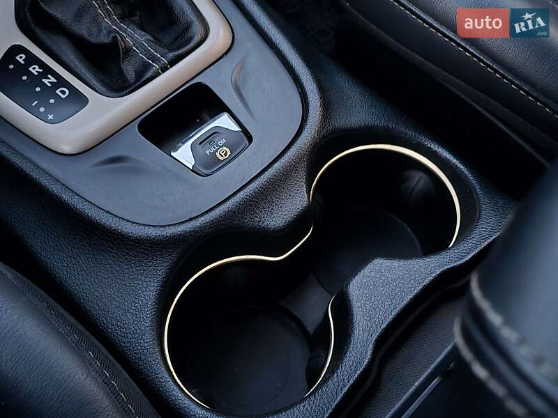 Позашляховик / Кросовер Jeep Cherokee 2015 в Рівному фото 94 Позашляховик / Кросовер Jeep Cherokee 2015 в Рівному