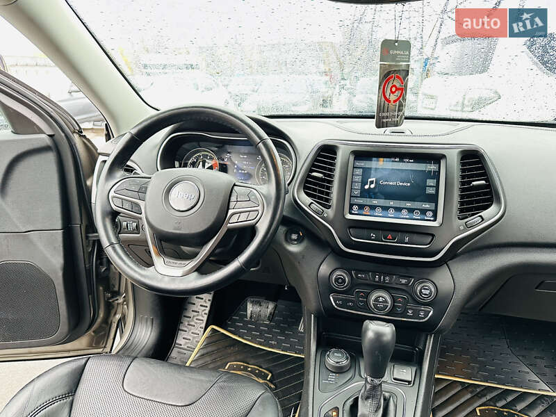 Позашляховик / Кросовер Jeep Cherokee 2020 в Харкові