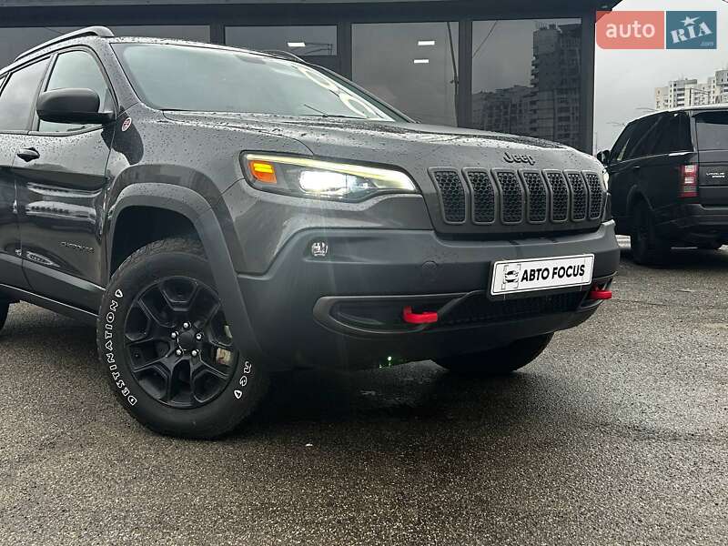 Внедорожник / Кроссовер Jeep Cherokee 2018 в Киеве