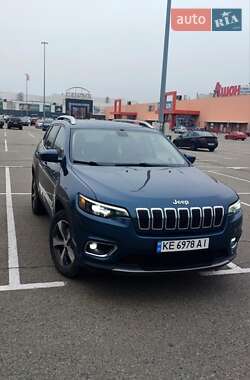 Внедорожник / Кроссовер Jeep Cherokee 2019 в Киеве